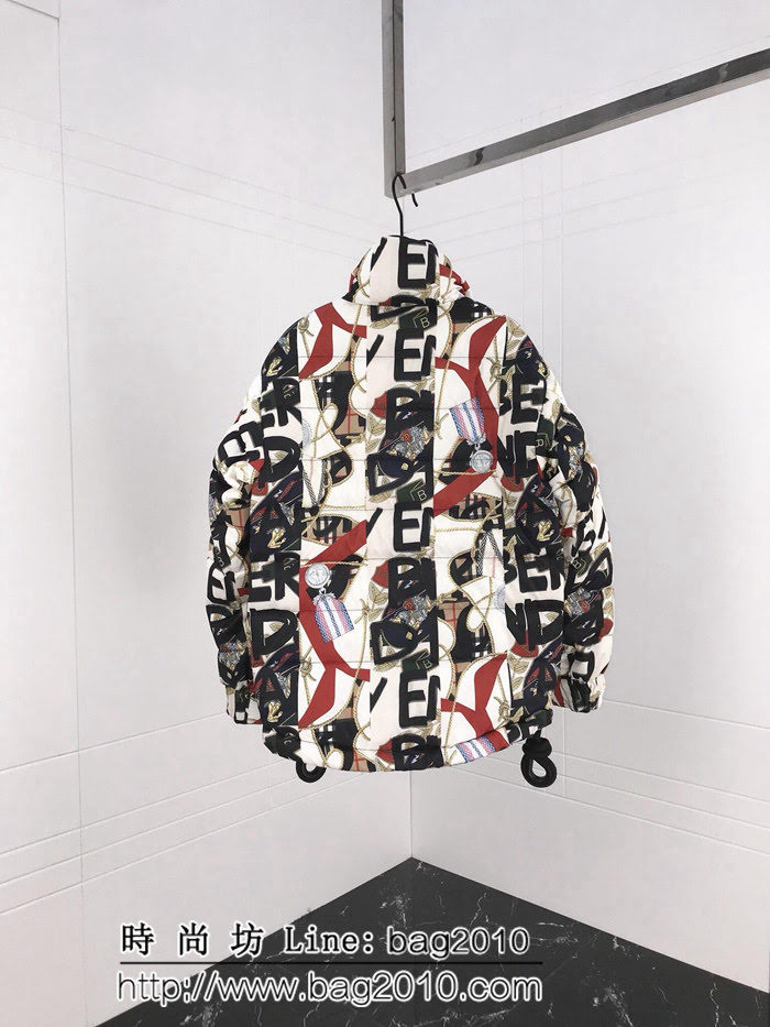 BURBERRY巴寶莉 2018AW塗鴉典藏圍巾 夾克羽絨服 今年最最火爆塗鴉系列 ydi2617